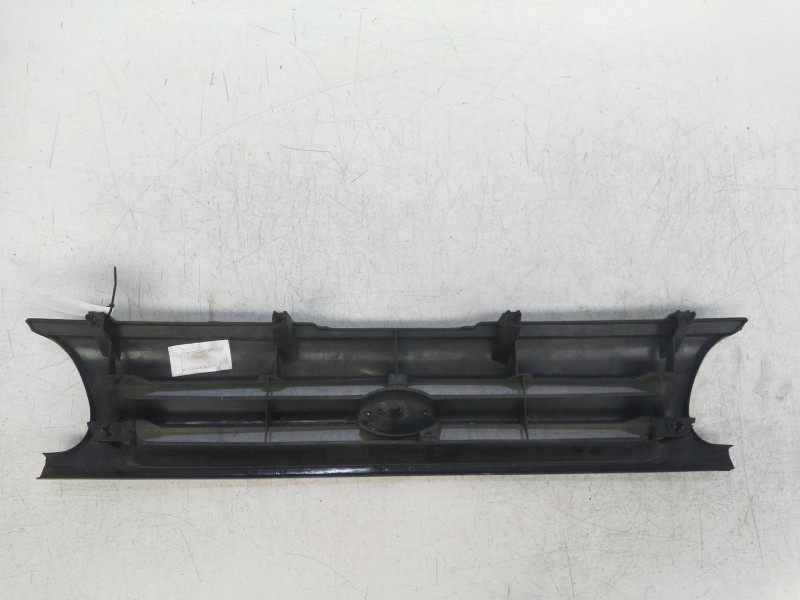 Recambio de rejilla delantera para kia pride glxi berlina referencia OEM IAM   