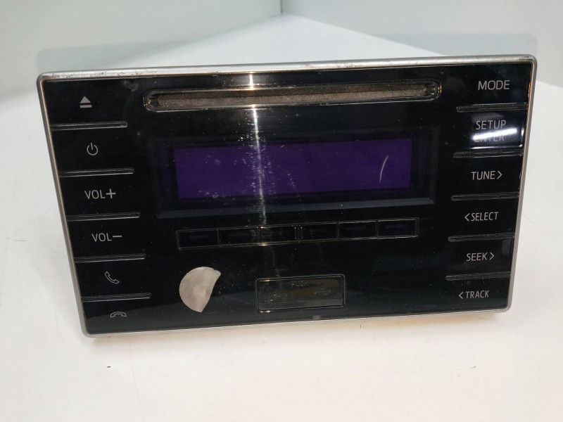 Recambio de sistema audio / radio cd para toyota hilux gx doble cabina (4p) referencia OEM IAM 861200KE50  