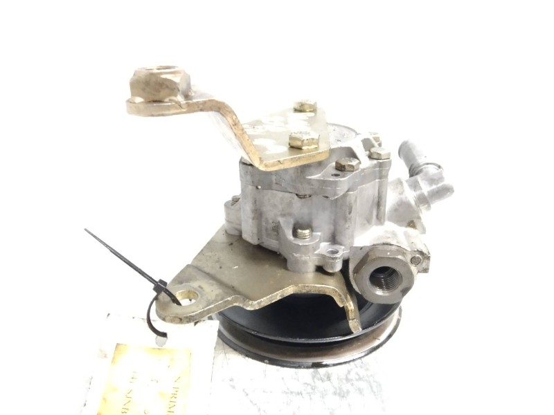 Recambio de bomba direccion para nissan primera berlina (p11) 2.0 turbodiesel cat referencia OEM IAM    Recambio de bomba direccion para nissan primera berlina (p11) 2.0 turbodiesel cat referencia OEM IAM