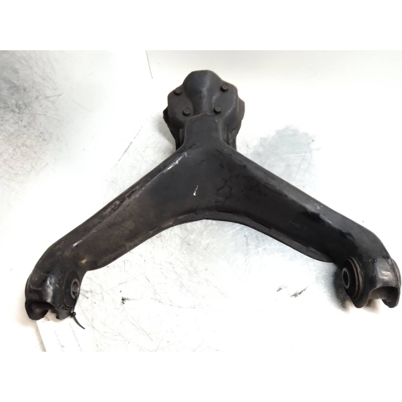 Recambio de brazo suspension inferior delantero izquierdo para kia sportage 2.0 turbodiesel cat referencia OEM IAM   