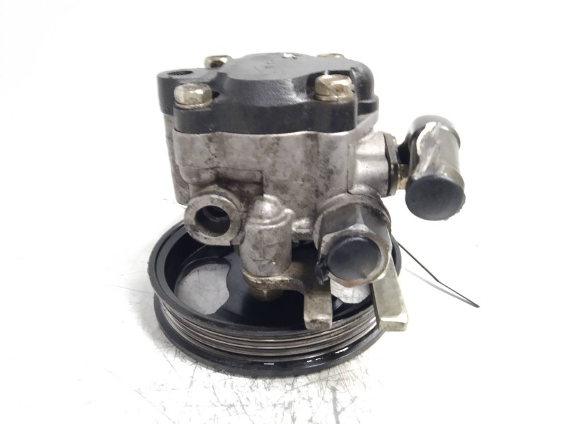 Recambio de bomba direccion para kia clarus 1.8 slx berlina referencia OEM IAM   