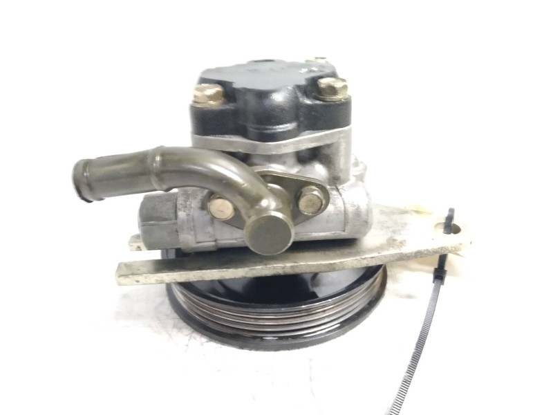 Recambio de bomba direccion para kia clarus 1.8 slx berlina referencia OEM IAM   