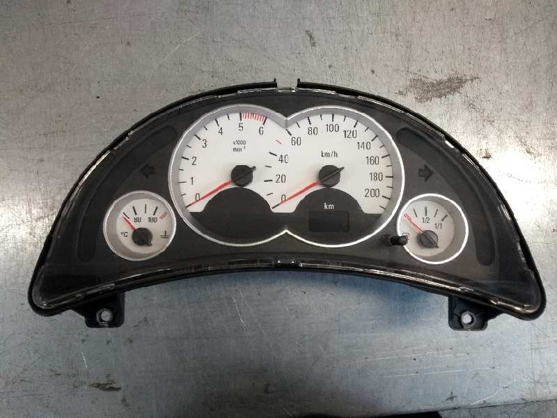 Recambio de cuadro instrumentos para opel corsa c blue line referencia OEM IAM 110080005026 13173355WJ 