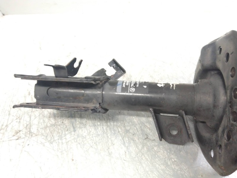 Recambio de amortiguador delantero izquierdo para nissan qashqai (j10) 2.0 16v cat referencia OEM IAM   