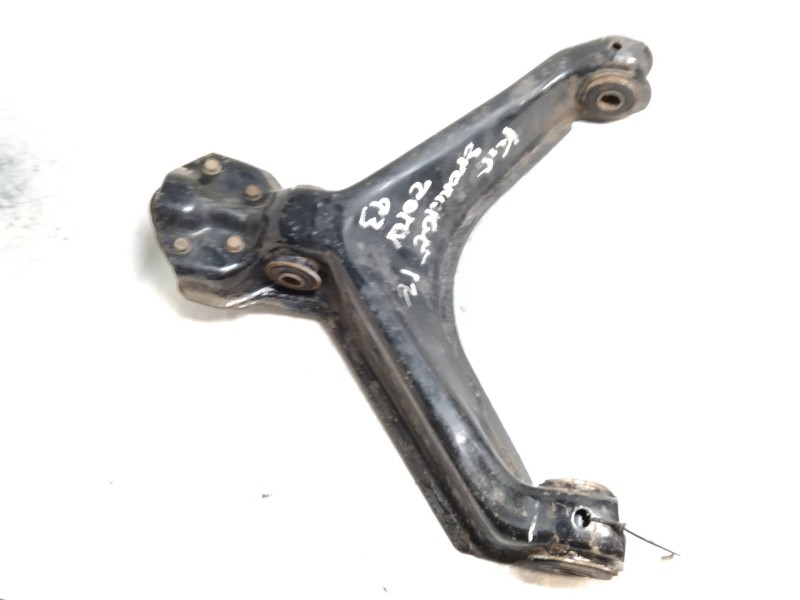 Recambio de brazo suspension inferior delantero izquierdo para kia sportage 2.0 turbodiesel cat referencia OEM IAM   