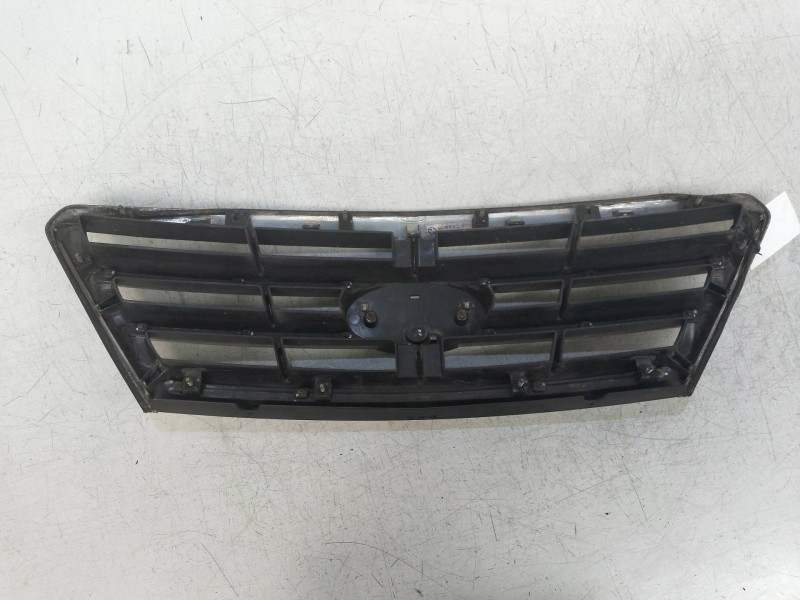 Recambio de rejilla delantera para kia sorento 2.5 crdi concept referencia OEM IAM   