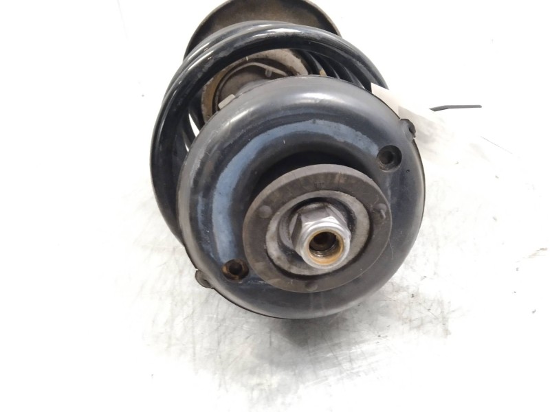 Recambio de amortiguador delantero derecho para peugeot 308 confort referencia OEM IAM   