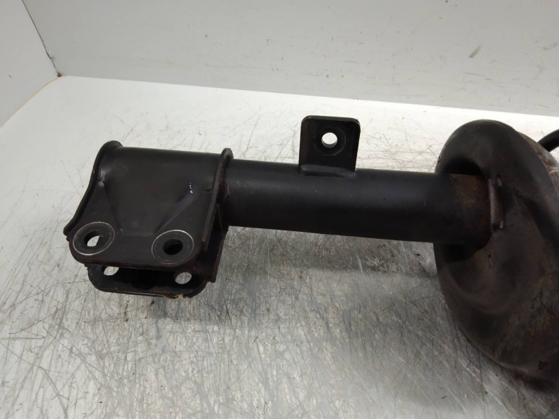 Recambio de amortiguador delantero derecho para peugeot 308 confort referencia OEM IAM   