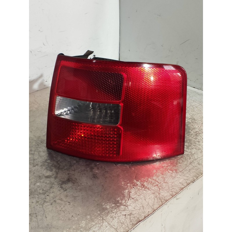 Recambio de piloto trasero derecho para audi allroad quattro (4b5) 2.5 tdi (132kw) referencia OEM IAM 4B9945096 412809999 