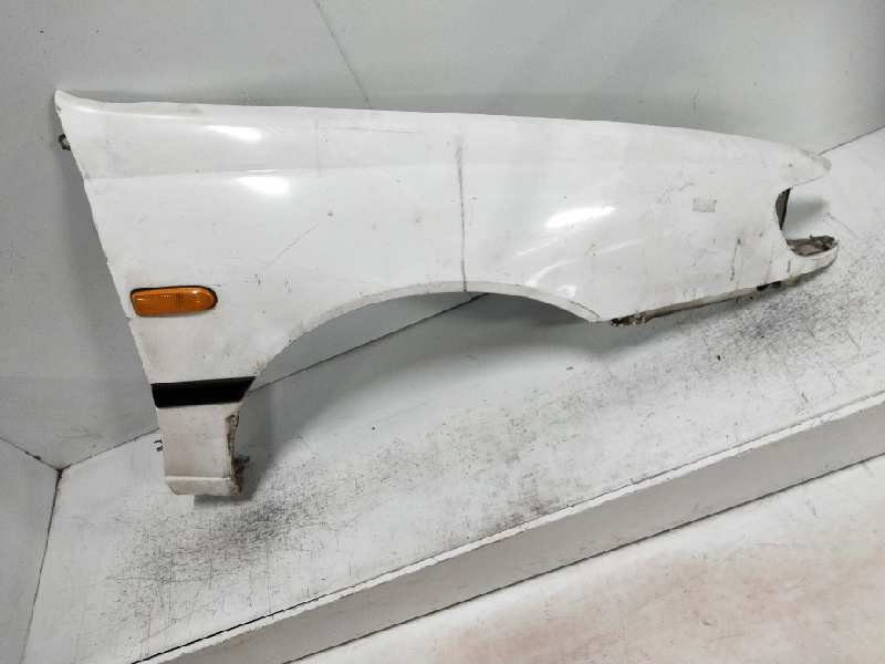 Recambio de aleta delantera derecha para nissan sunny berlina (n14) 2.0 diesel referencia OEM IAM   