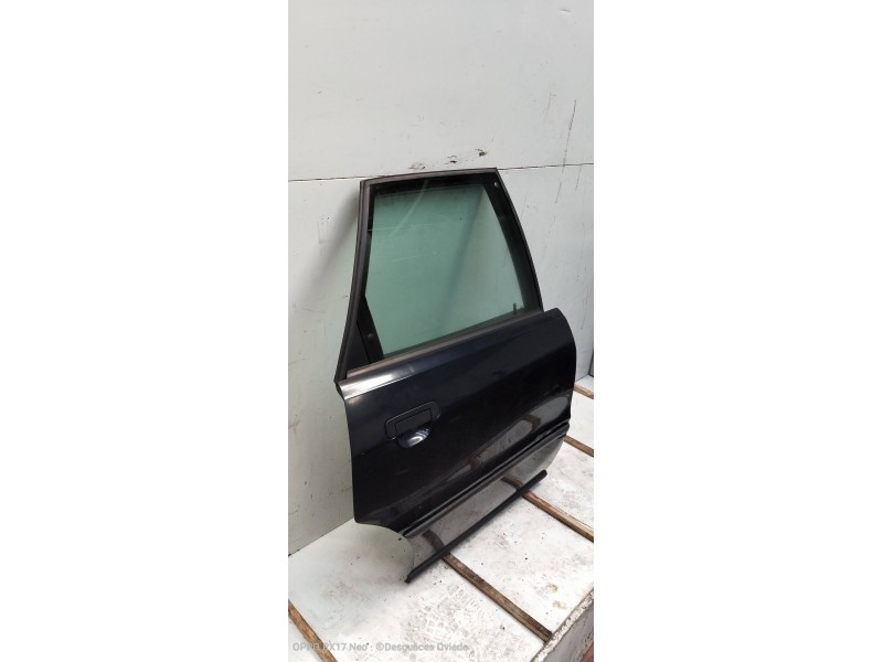 Recambio de puerta trasera derecha para audi 80 2.0 i referencia OEM IAM   4P