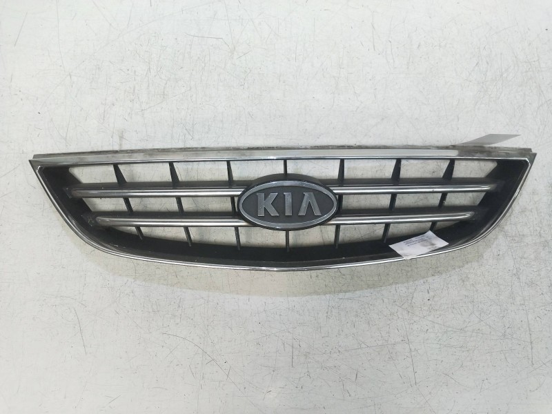 Recambio de rejilla delantera para kia carens 2.0 crdi ex monovolumen referencia OEM IAM   
