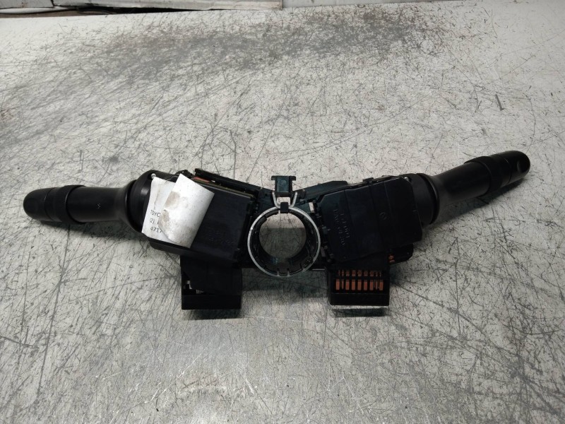 Recambio de mando luces para toyota auris sol referencia OEM IAM 17F609 17F582 