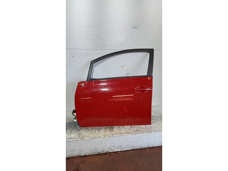 Recambio de puerta delantera izquierda para toyota auris sol referencia OEM IAM  5P 