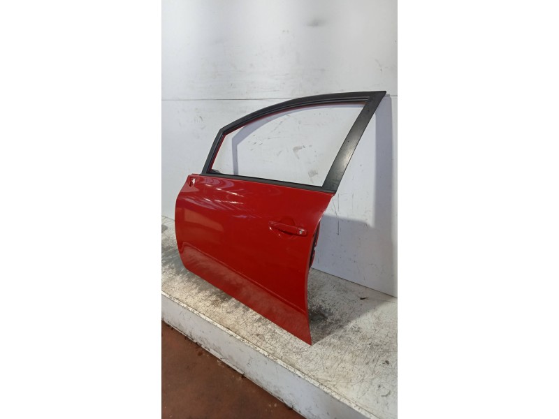 Recambio de puerta delantera izquierda para toyota auris sol referencia OEM IAM  5P 