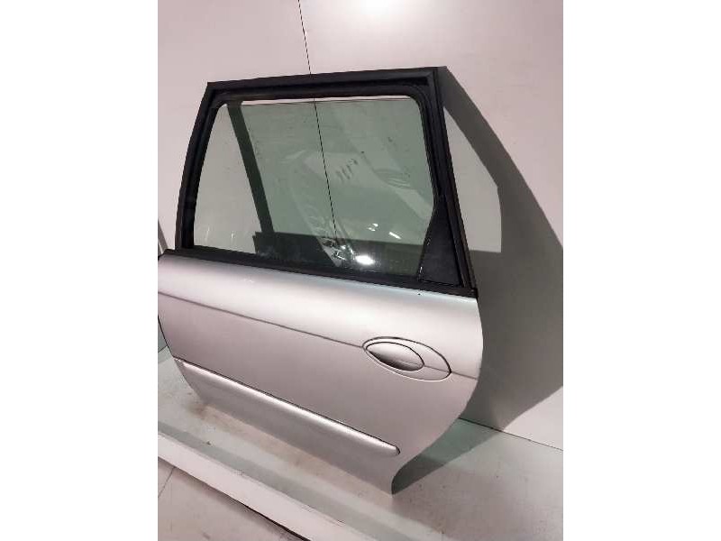 Recambio de puerta trasera izquierda para citroen c5 break 2.2 hdi exclusive automático referencia OEM IAM   