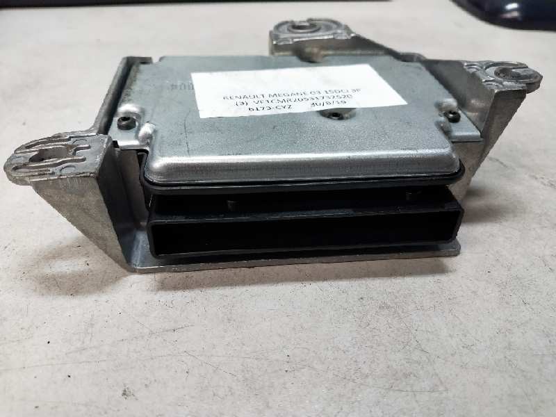 Recambio de centralita airbag para renault megane ii berlina 3p confort authentique referencia OEM IAM 604289900 8200411006 ACU4