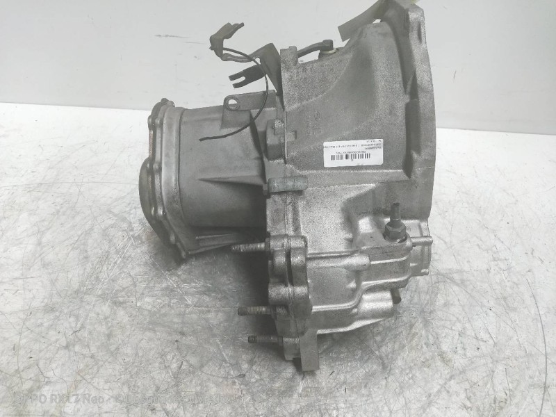 Recambio de caja cambios para ford escort berl./turn./cab./express básico berlina referencia OEM IAM 84WTJB F0G 4E28A 