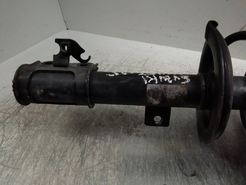 Recambio de amortiguador delantero izquierdo para suzuki swift berlina (mz) gl (3-ptas.) referencia OEM IAM   