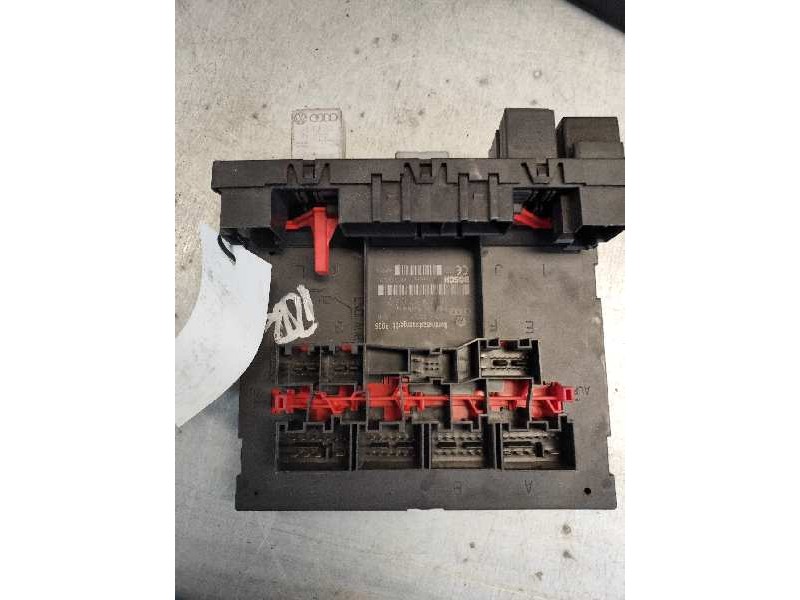 Recambio de caja reles / fusibles para volkswagen caddy ka/kb (2c) kasten bluemotion referencia OEM IAM 1K0937049  