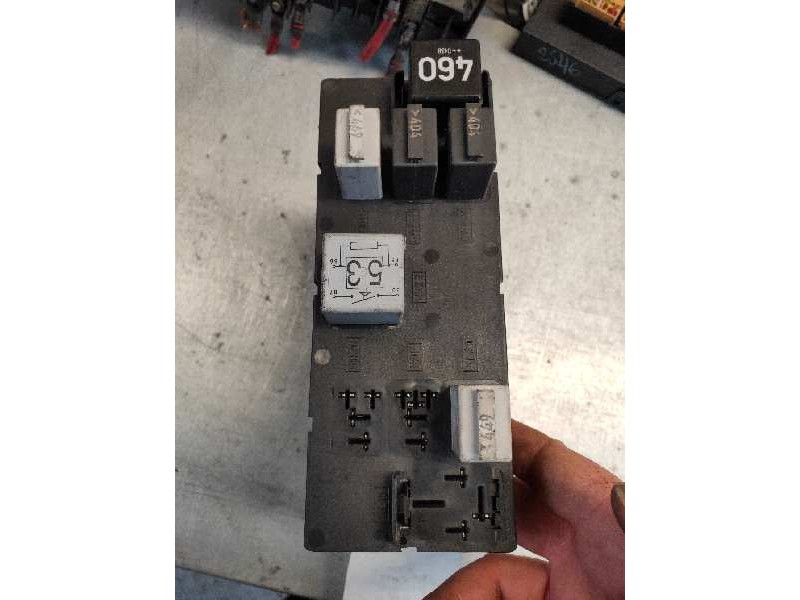 Recambio de caja reles / fusibles para volkswagen caddy ka/kb (2c) kasten bluemotion referencia OEM IAM 1K0937049  