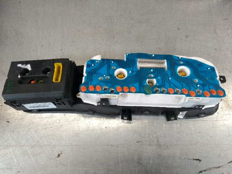 Recambio de cuadro instrumentos para opel vectra b berlina comfort referencia OEM IAM 110008940004 09138231MB 