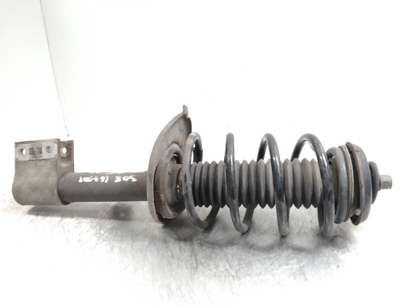 Recambio de amortiguador delantero derecho para peugeot 308 sport referencia OEM IAM   