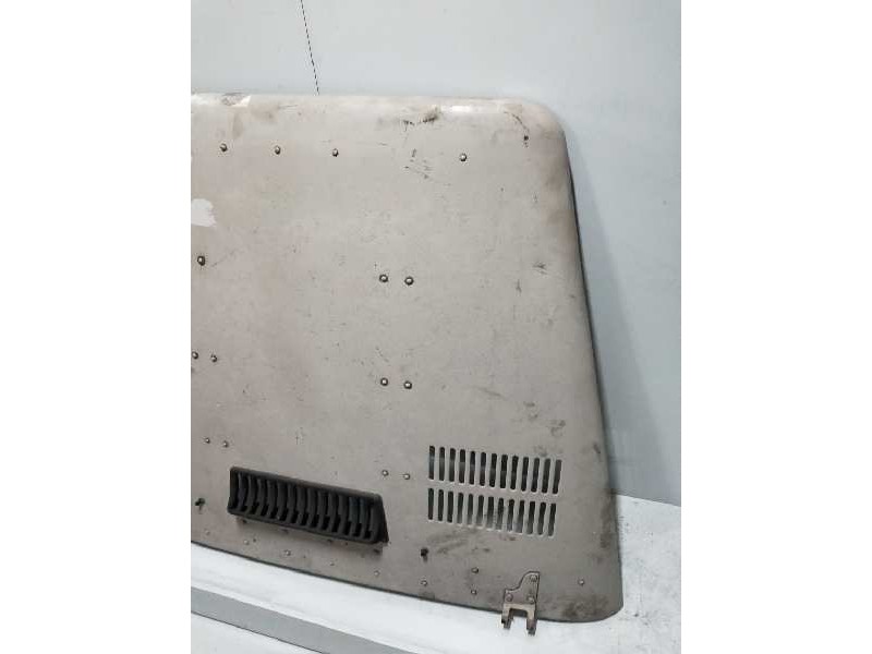 Recambio de capot para land rover 109 referencia OEM IAM   
