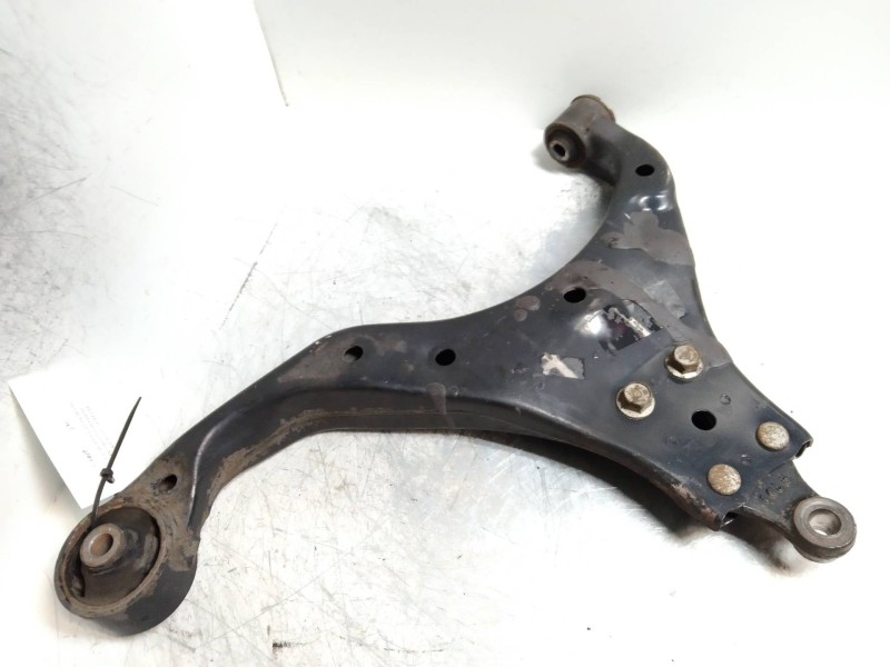 Recambio de brazo suspension inferior delantero izquierdo para kia sportage 2.0 cat referencia OEM IAM   