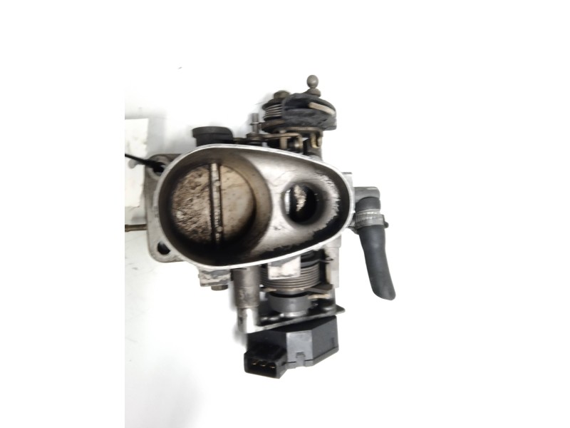 Recambio de caja mariposa para audi 80 2.0 i referencia OEM IAM 037907385H  