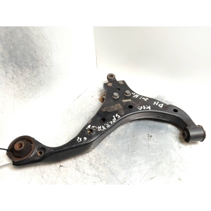 Recambio de brazo suspension inferior delantero derecho para kia sportage 2.0 cat referencia OEM IAM   