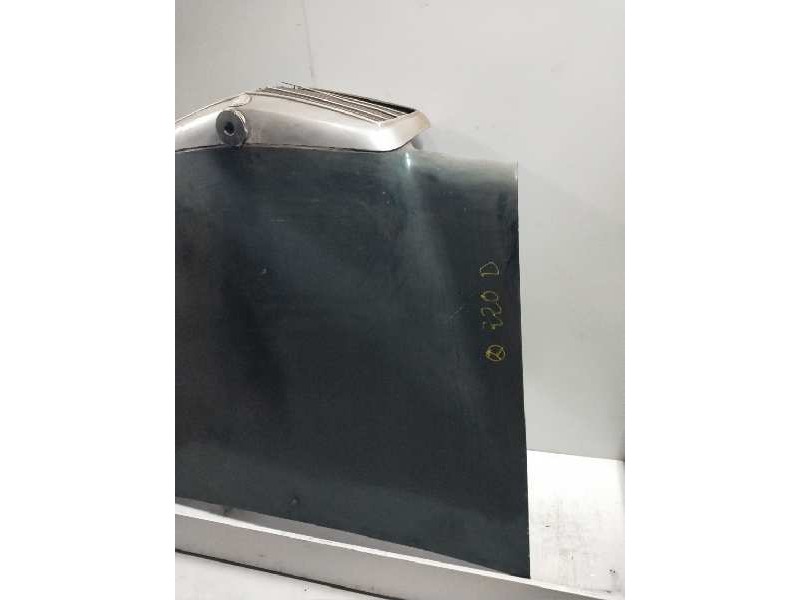 Recambio de capot para mercedes clase e (w114/w115) berlina 2.0 diesel referencia OEM IAM    Recambio de capot para mercedes clase e (w114/w115) berlina 2.0 diesel referencia OEM IAM