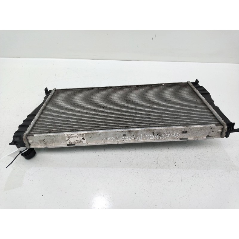 Recambio de radiador agua para bmw serie 1 berlina (e81/e87) 118d referencia OEM IAM 1711778890307 3094174 3052883