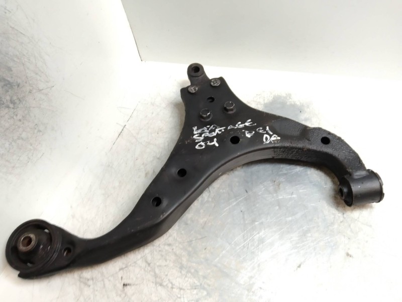 Recambio de brazo suspension inferior delantero derecho para kia sportage lx referencia OEM IAM   