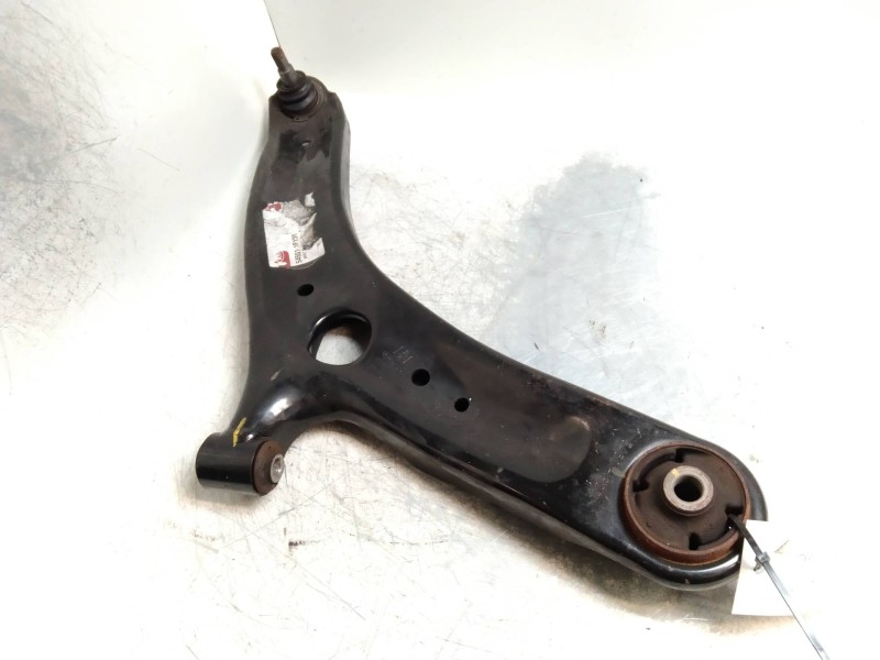 Recambio de brazo suspension inferior delantero derecho para kia venga 1.4 crdi cat referencia OEM IAM   