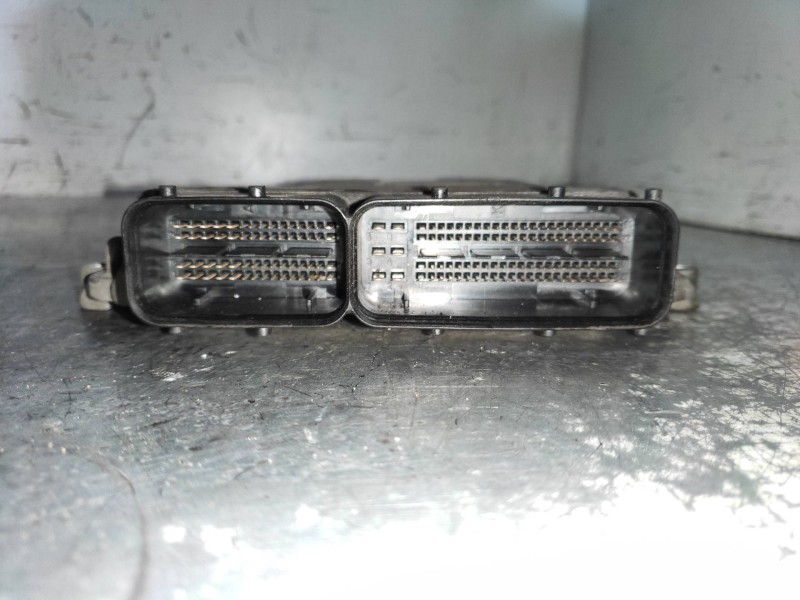 Recambio de centralita motor uce para hyundai i30 1.6 crdi cat referencia OEM IAM 0281017213 391142A412 