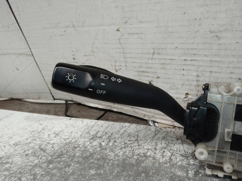 Recambio de mando luces para toyota rav 4 funcruiser (a1) 2.0 16v cat referencia OEM IAM 8431042170 17A0896 17A164