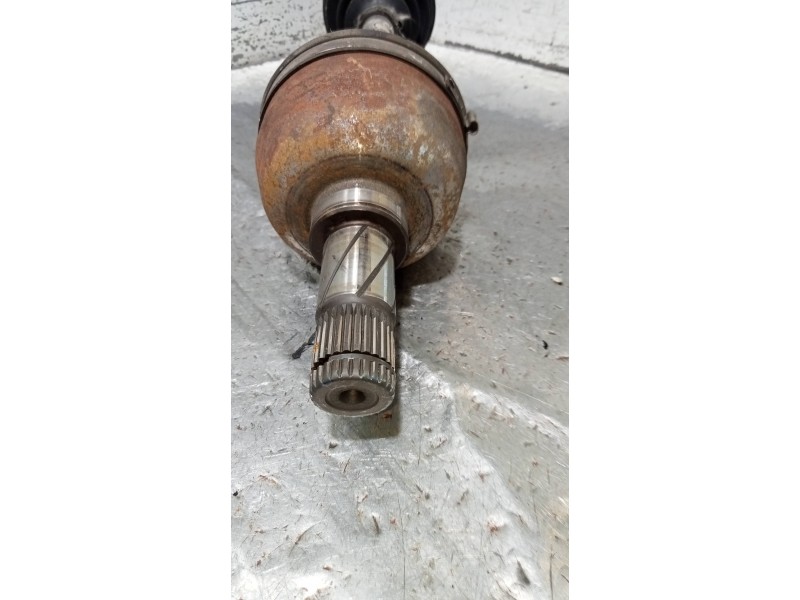 Recambio de transmision delantera izquierda para volvo v60 kombi kinetic referencia OEM IAM P30783201  