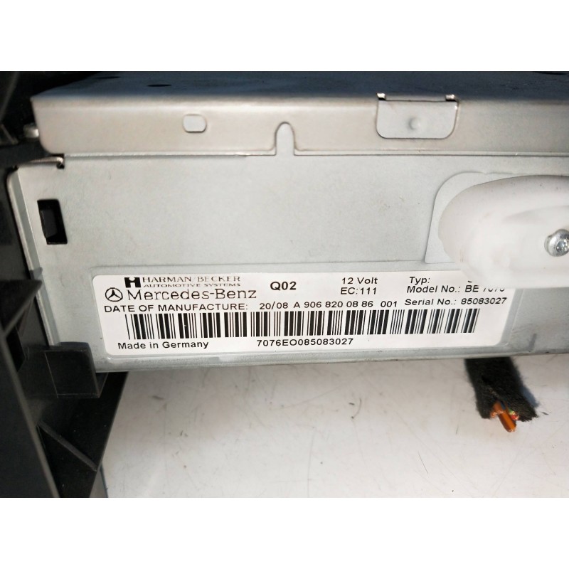 Recambio de sistema audio / radio cd para mercedes sprinterii caja cerrada (desde 01.06) 2.1 cdi cat referencia OEM IAM A9068200