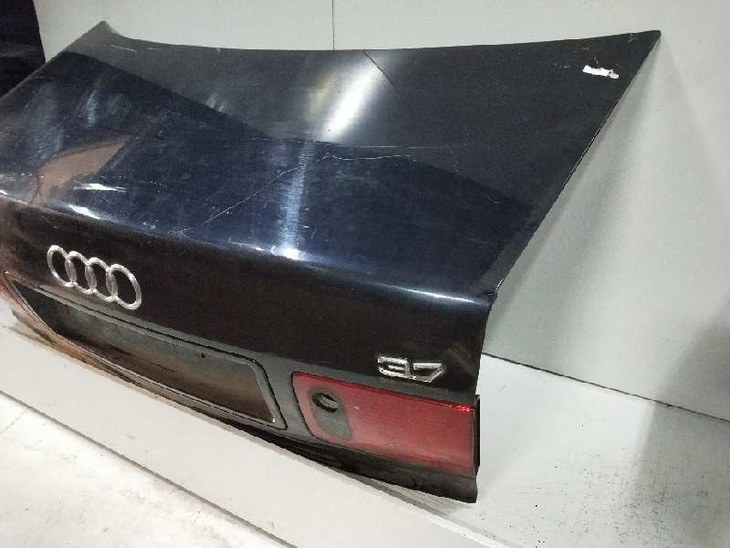 Recambio de tapa maletero para audi a8 (d2) referencia OEM IAM   