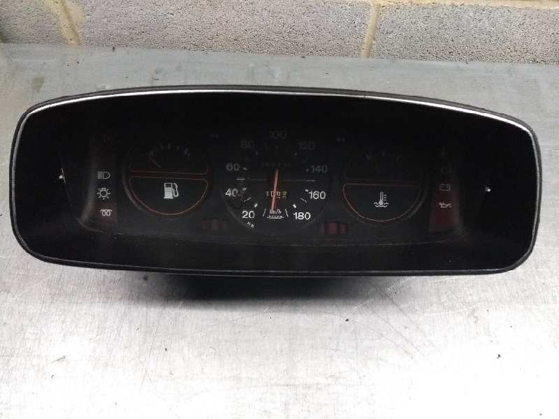 Recambio de cuadro instrumentos para peugeot 505 berlina srd referencia OEM IAM 323612  611976