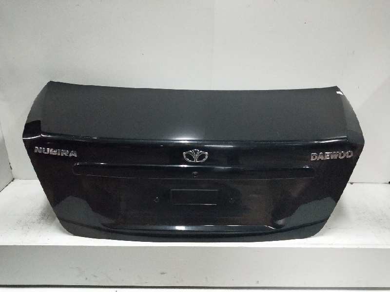Recambio de tapa maletero para daewoo nubira berlina 1.8 cat referencia OEM IAM   