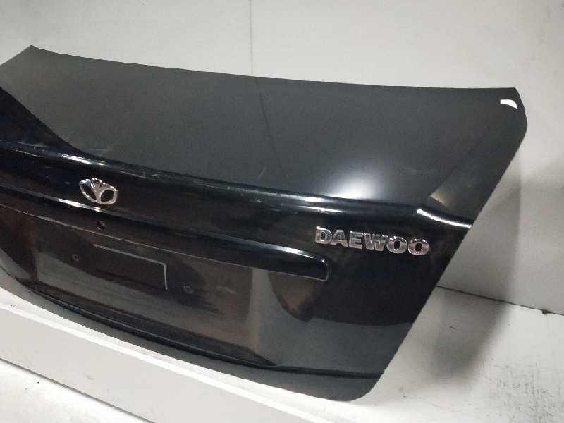 Recambio de tapa maletero para daewoo nubira berlina 1.8 cat referencia OEM IAM   