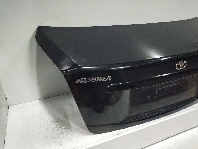 Recambio de tapa maletero para daewoo nubira berlina 1.8 cat referencia OEM IAM   