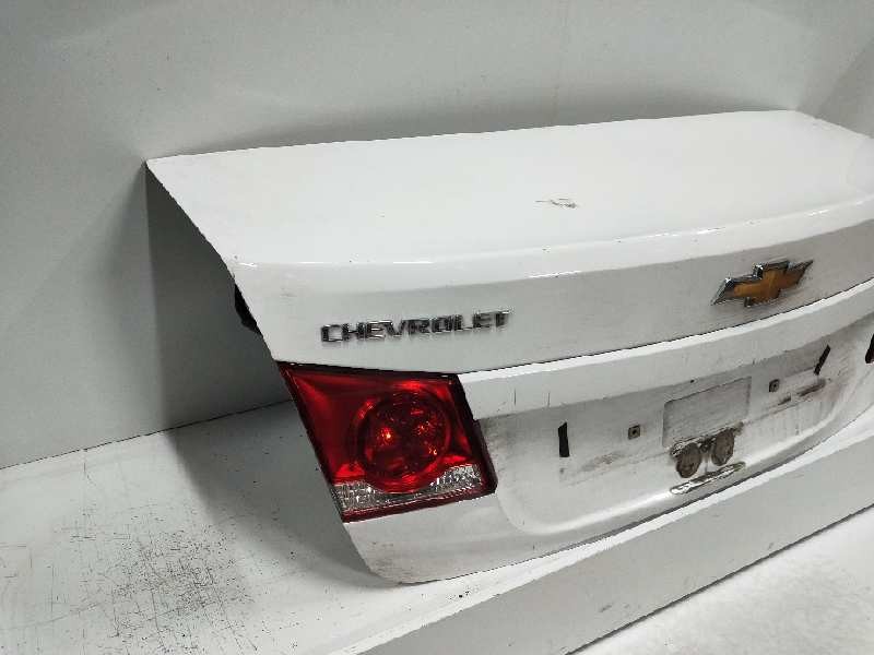 Recambio de tapa maletero para chevrolet cruze referencia OEM IAM    Recambio de tapa maletero para chevrolet cruze referencia OEM IAM