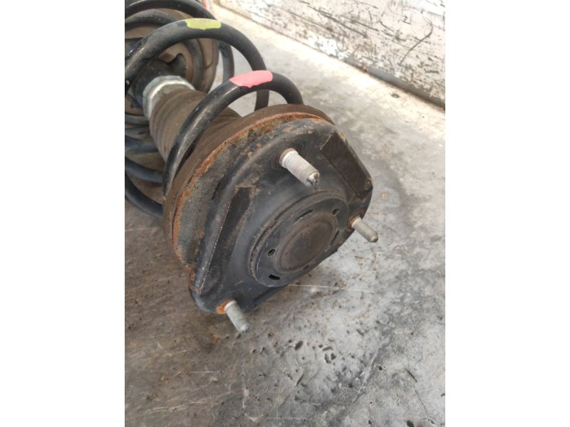 Recambio de amortiguador delantero izquierdo para lexus ct 200h referencia OEM IAM 4852076040A  