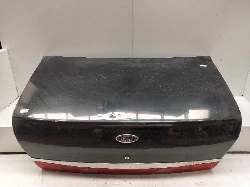 Recambio de tapa maletero para ford scorpio berl./turnier referencia OEM IAM   