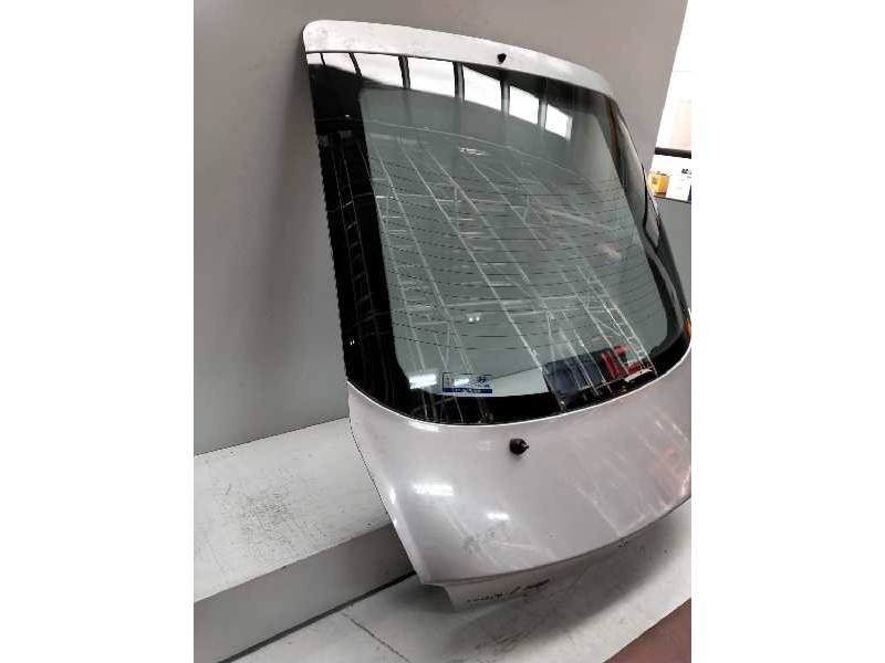 Recambio de porton trasero para hyundai coupe (gk) referencia OEM IAM    Recambio de porton trasero para hyundai coupe (gk) referencia OEM IAM