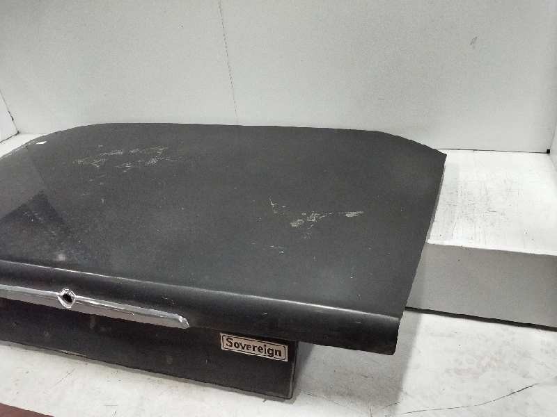 Recambio de tapa maletero para jaguar sovereing referencia OEM IAM   