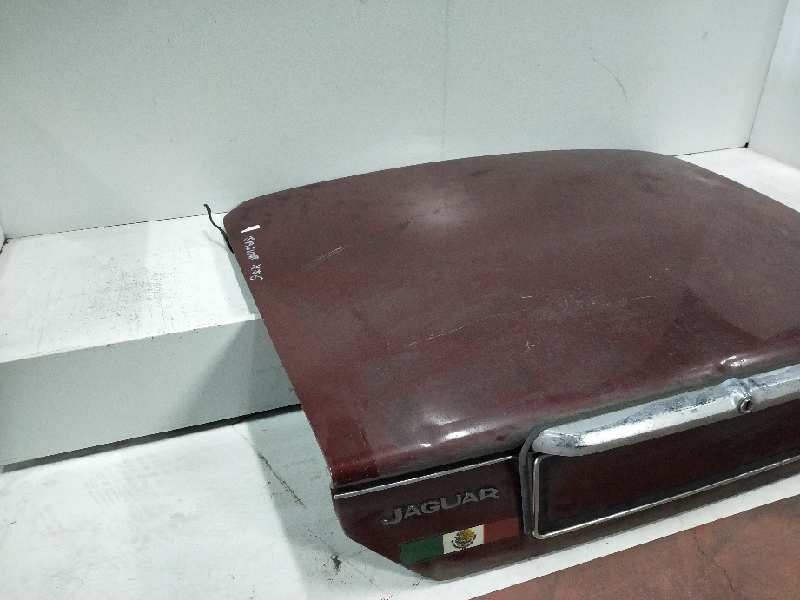 Recambio de tapa maletero para jaguar sovereing referencia OEM IAM   